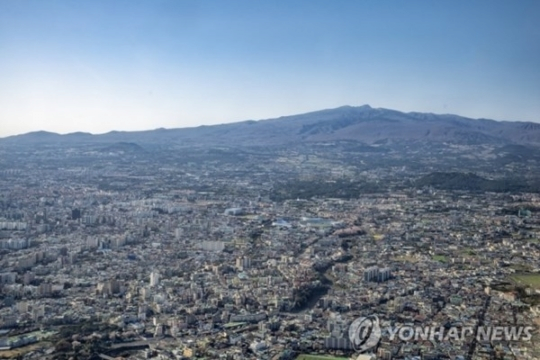 왕서방의 귀환…또 '들썩